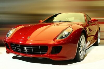 Фотообои Красное Ferrari